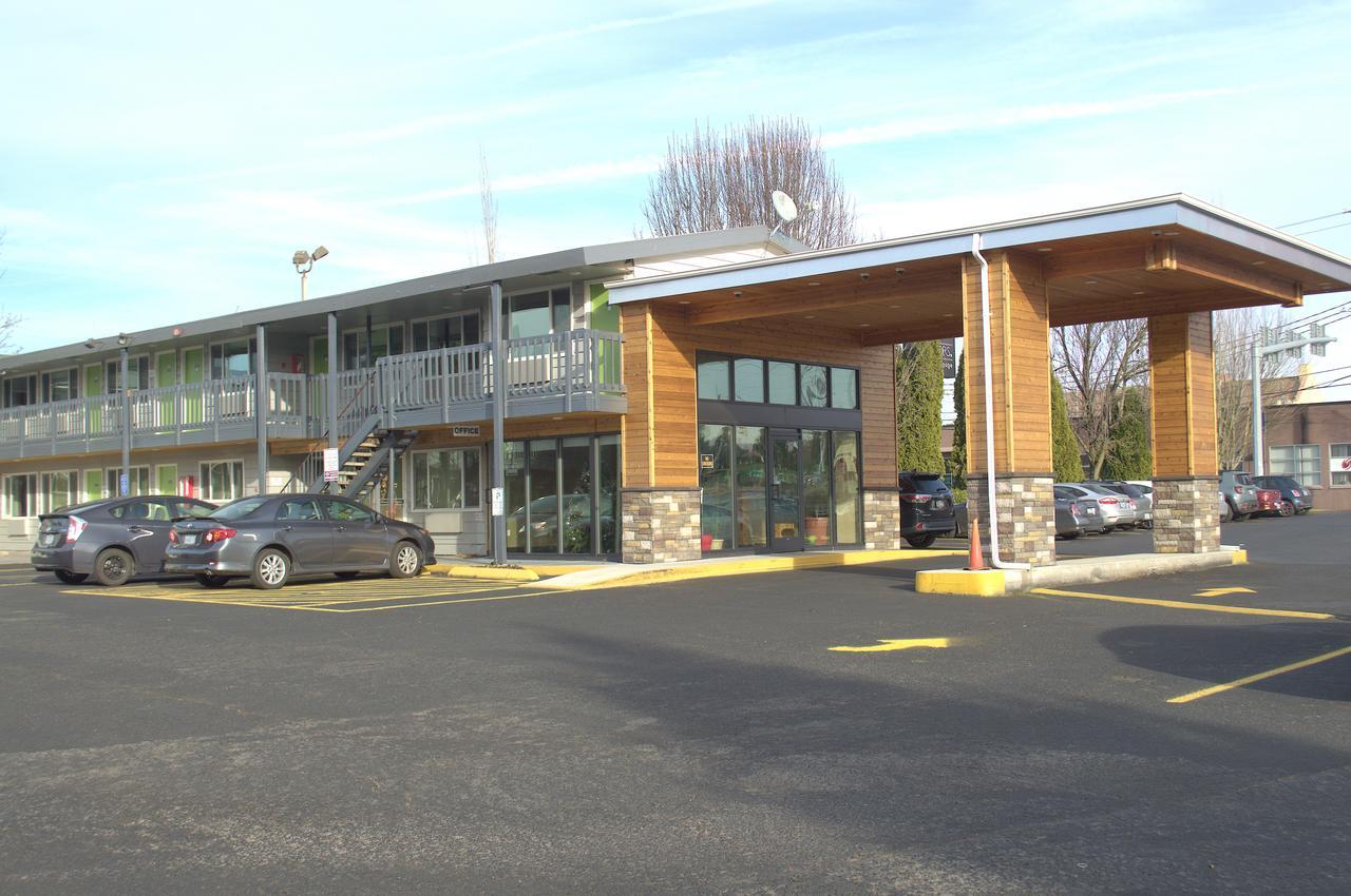 Banfield Motel Portland Exterior photo