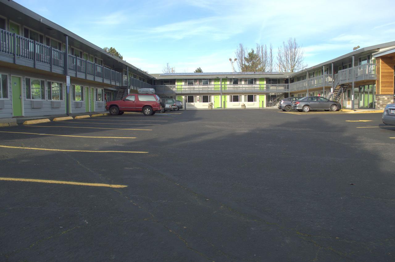 Banfield Motel Portland Exterior photo